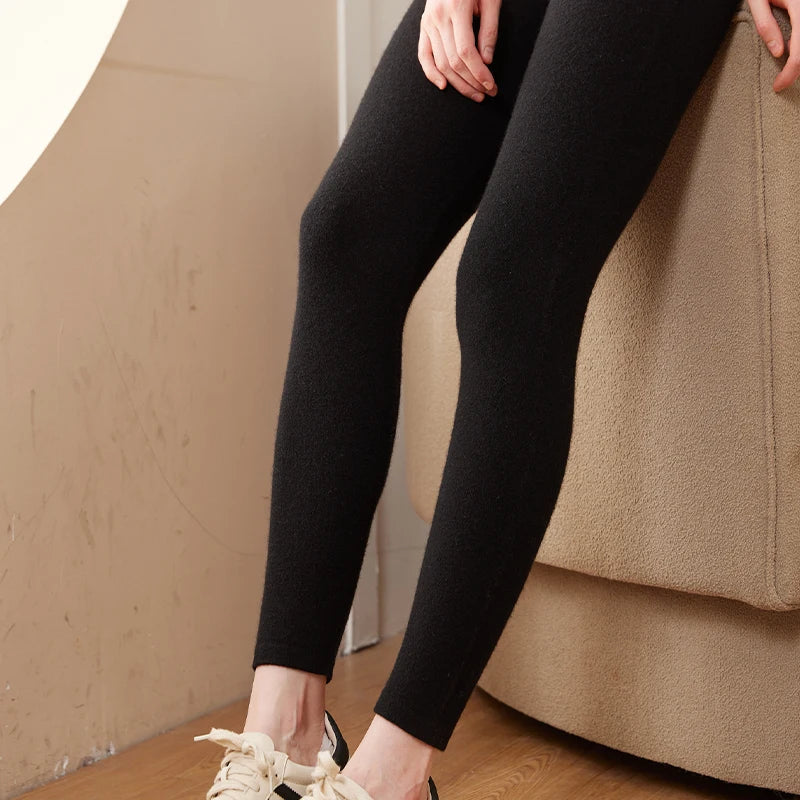 Knitted Leggings - black / XL