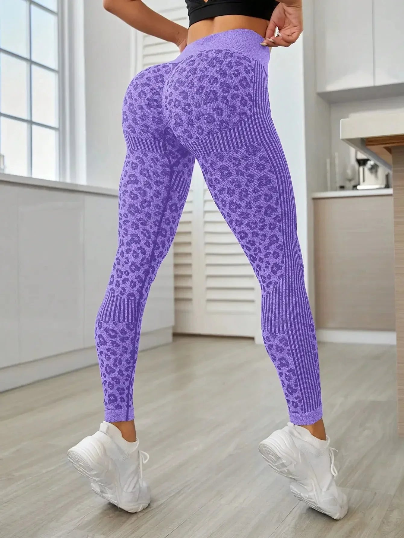 Ladies Leopard Print Leggings - Purple / L